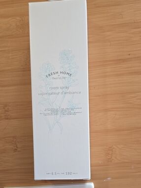 NIB-PartyLite Fresh Home Room Mist- Garden Herbs